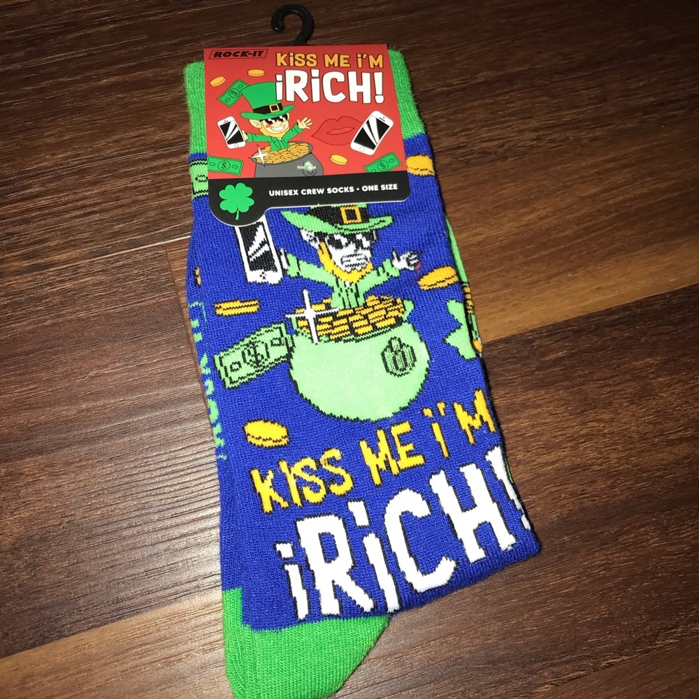 Kiss Me St Pattys Day Unisex Crew Socks